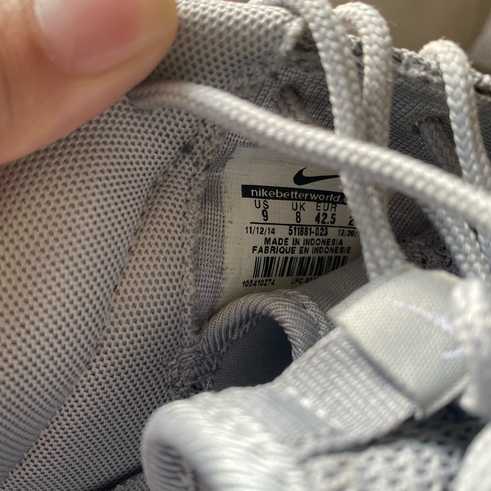 Grey Nikes - image 6